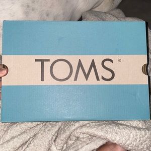 TOMS BRAND NEW MAJORCA WOVEN SANDALS